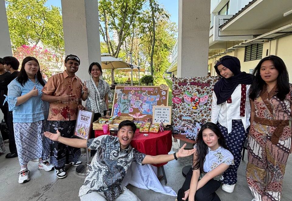 เรียนต่อสิงคโปร์ Jame Cook