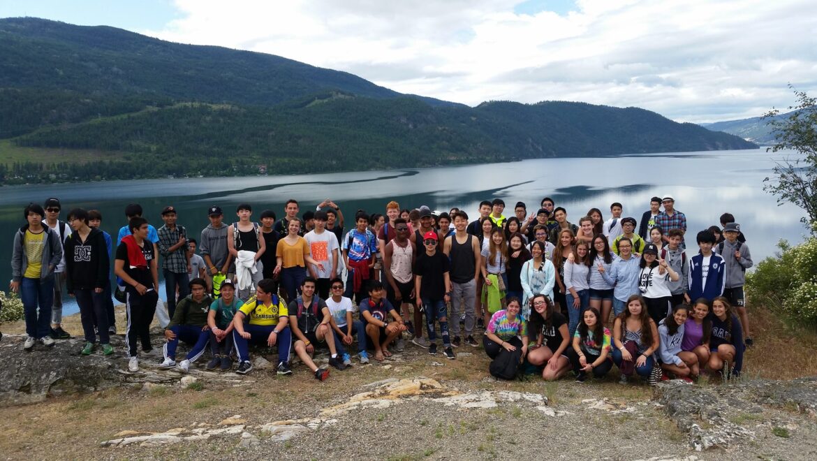 เรียนต่อแคนาดา Vernon International Student Program